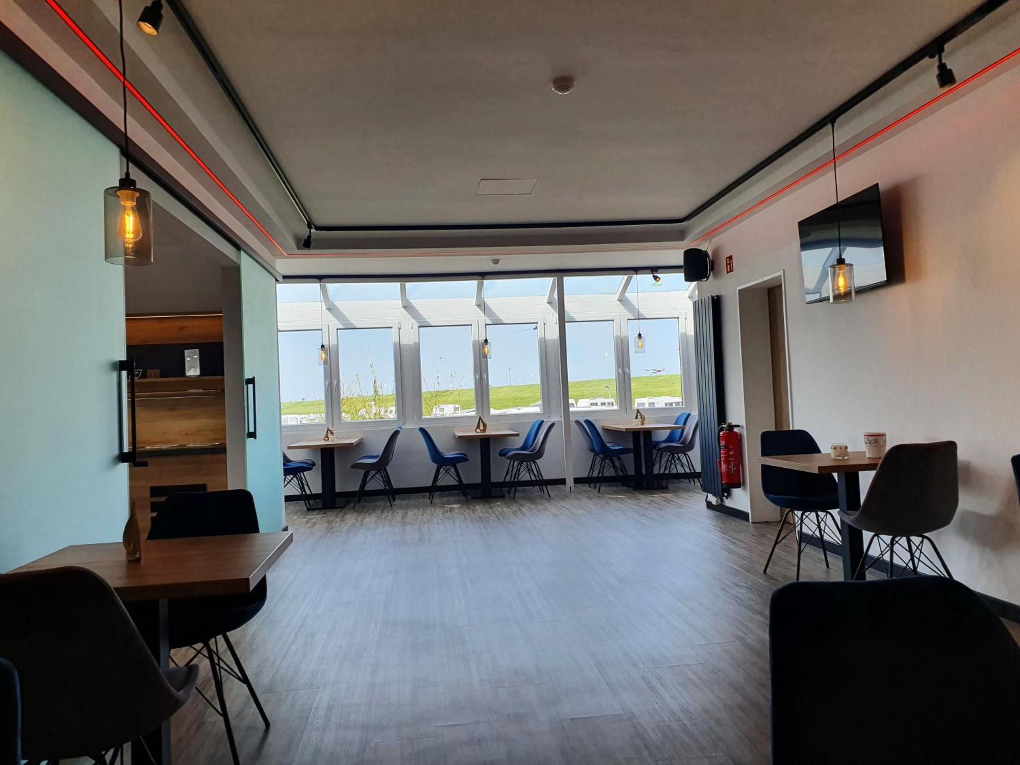 Meerzeit Strandhotel Нойхарлингерзиль Экстерьер фото