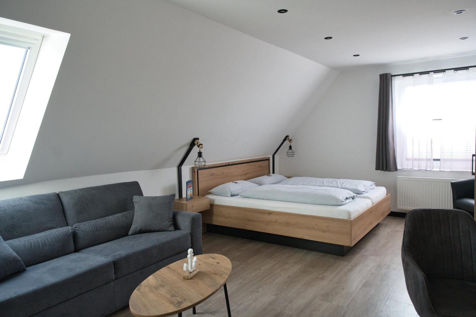 Meerzeit Strandhotel Нойхарлингерзиль Экстерьер фото